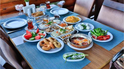 SEVGİ TEPESİ BOLU PANORAMA OTEL in Karacasu