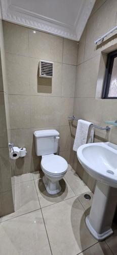 Luxe Morningside Boutique Hotel - image 2