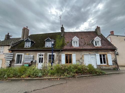 La petite maison d issy chambre d'hôte Luzy