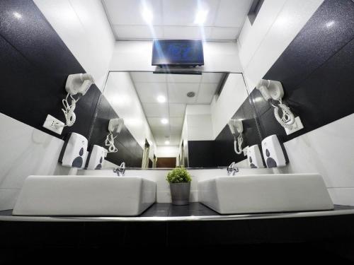 Palladini Hostel Rome - image 11