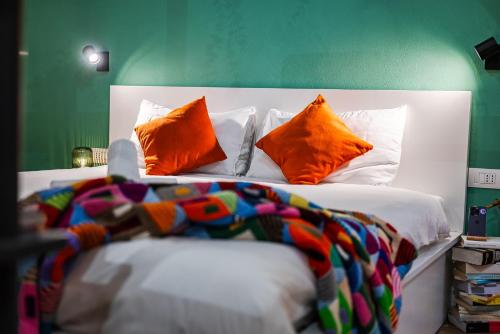 tHE Colors Suite - Duomo Area