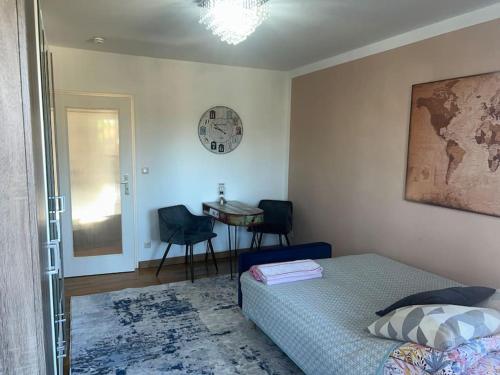 Beautiful 2-bedroom apartment in Munich center 5