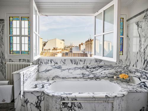 616864164 Le Meurice – Dorchester Collection