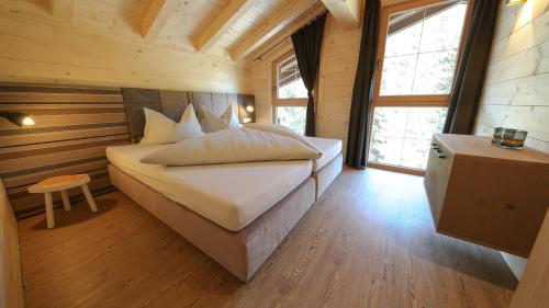 Appart & Chalet Montana Hochfügen (Contactless Stay) - image 9