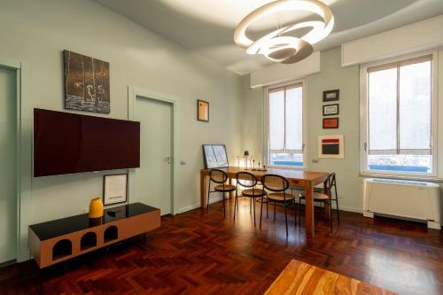 Cairoli Suite e Garage, Milan