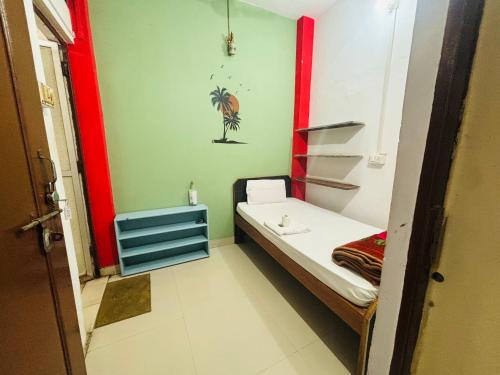 Budget Single Room image 2