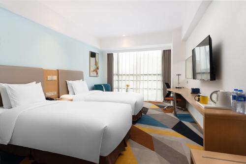 room detail thumbnail 1
