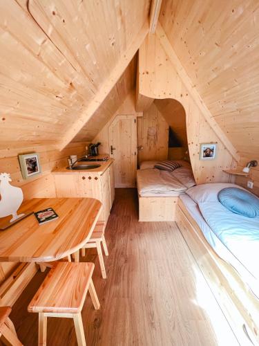 Eifelhüttchen Rotkehlchen (Eifelhuttchen Rotkehlchen) in Auderath