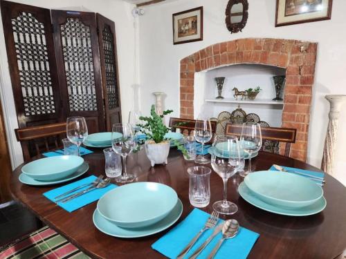 Ételek és italok, Swan Cottage, 5-Bedroom, Canal View, River, Private gardens, Free Parking's, WiFi, Oxford in Nyugat-Kidlington