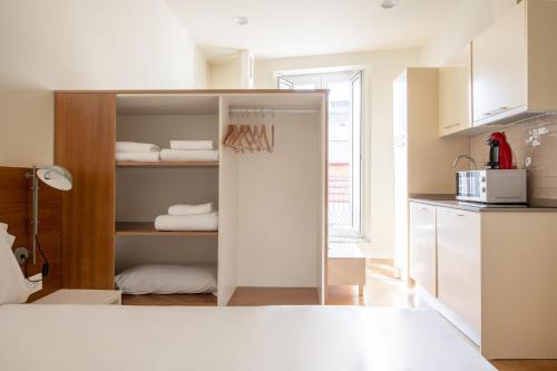 Suite with Balcony image 6