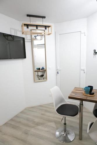 Joli studio Clim & Wifi in Pithiviers