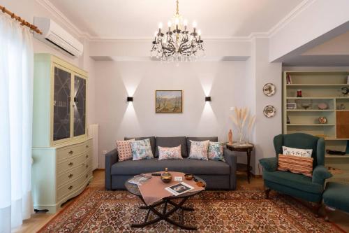 Vintage 1BR in Exarchia Timeless, Athens