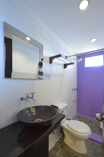 The Lazy Dog Bed & Breakfast Room Type - Cottage Queen