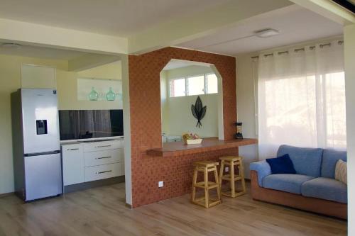 Maison Charmante avec Vue Mer à Les Trois-Îlets