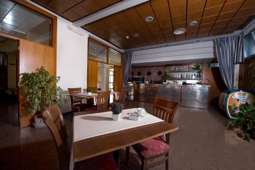Pub/Lounge, Hotel River Palace in Terracina
