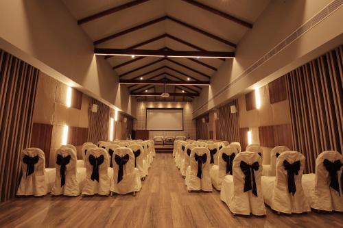 Avoki Resorts Avoki Resorts