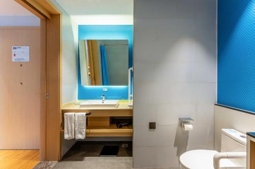 无锡东站智选假日酒店