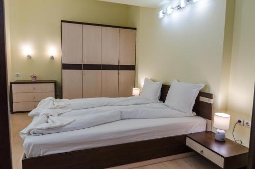 VIP Apartments Sofia - image 12