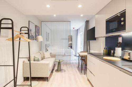 Limehome Madrid Calle de Juan Hurtado de Mendoza