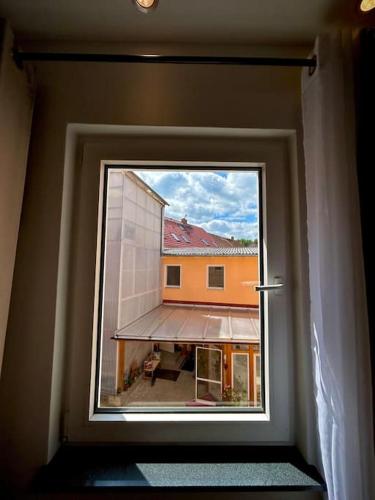 Place to beee in 於特博格