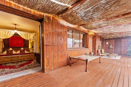 L'Ecrin de Rûmi - Jacuzzi & Sauna - Spa japonais (L'Ecrin de Rumi - Jacuzzi & Sauna - Spa japonais) in Vaires-sur-Marne