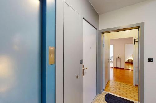 Sunny and quiet 1BR flat city center - Parkview 5, Curych (fotografie 5)