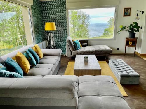 Grande villa avec Vue mer, Spa et Ferme aux animaux gîte à louer Landemer
