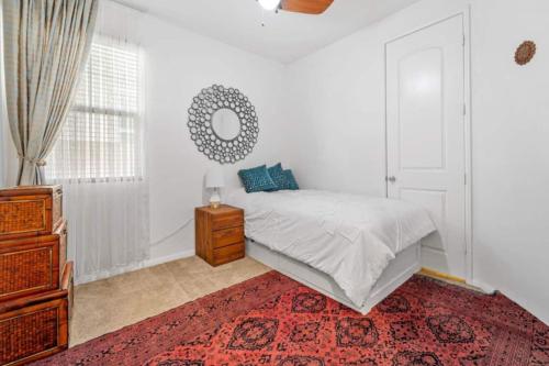 430 Large home- sleeps 16 in Fallbrook, USA