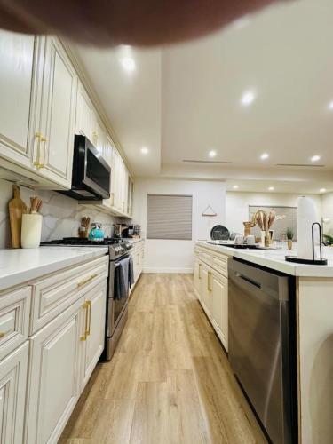 Luxurious 2 Bed house in Los Angeles, USA