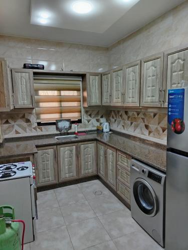 شقة فاخرة مع مطل luxerious with nice view, Ammán (fotografie 10)
