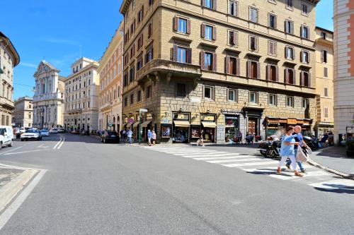 ROMAC Baullari IV Large apartment in Campo de' Fiori, Rome (photo 2)