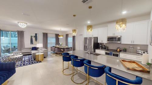 Dream Disney Getaway Private Pool Hot Tub Games Room. Book Now SLR 1119 in Kissimmee, USA