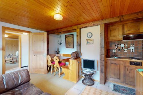 Ferienchalet Seeblick in Cresuz