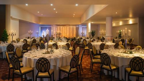 Banquet hall, Louis Fitzgerald Hotel in Dublin