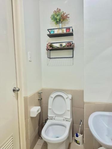 DandD's Place Studio Unit 1 with Free Netflix DandD's Place Studio Unit 1 with Free Netflix