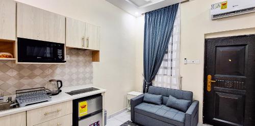 Kjøkken, Cozy Luxury Hideouts in North Ridge, 10 mins from the Airport & Tang Palace, 5 mins from Alisa Hotel in North Ridge