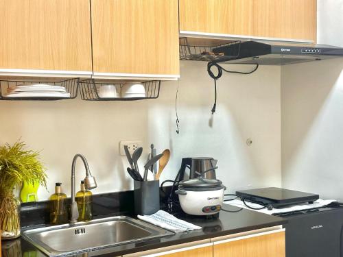 DandD's Place Studio Unit 1 with Free Netflix DandD's Place Studio Unit 1 with Free Netflix