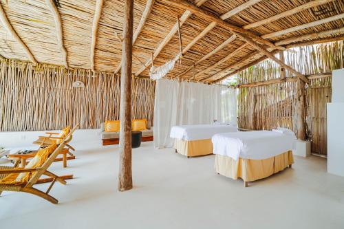 616980000 Dune Boutique Hotel located at the party zone