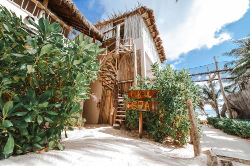 616980007 Dune Boutique Hotel located at the party zone