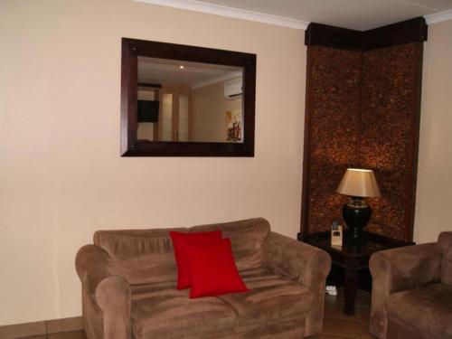 Deluxe Apartment image 9