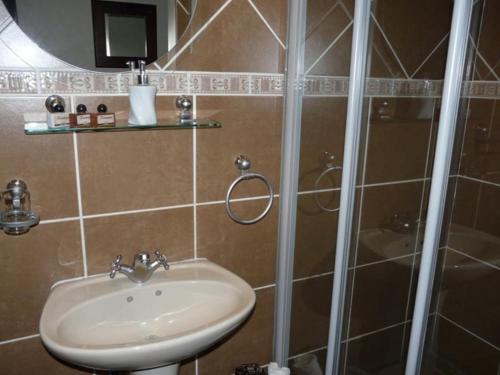 Deluxe Apartment image 2