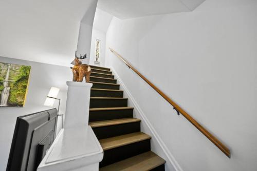 Birmingham Urban Retreat 2BR Cozy Haven in Birmingham, USA