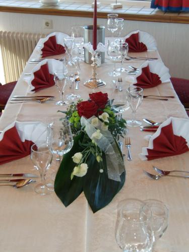 Strandhotel Dagebull direkt an der Nordsee - 레스토랑