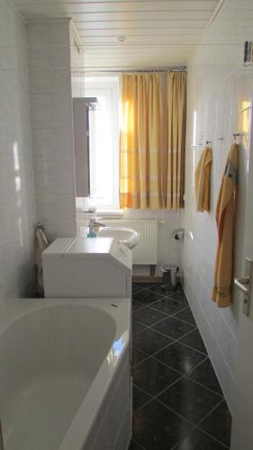 Ferienwohnung Schütze - main image