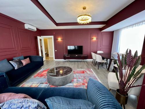 3 bedrooms, 5 beds