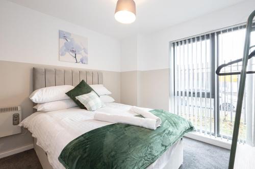 Manchester - Beautiful Serviced Apartment, Amazing Location, Close to Old Trafford, City Centre, Media City, Etihad, Coop Live, AO Arena, Salford Quays, sleeps up to 6, with Free Private Car Parking, Manchester (fotografie 6)