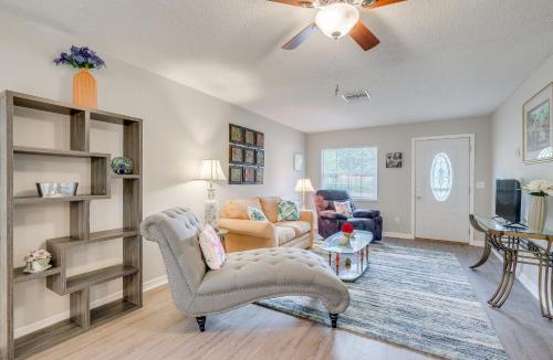 Pet-Friendly Yard Summerfield Home Near Golf in Summerfield, USA