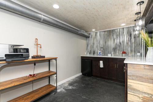 400 Winchester 2 Bed 2 Bath Newly Furnished in Atlanta, USA
