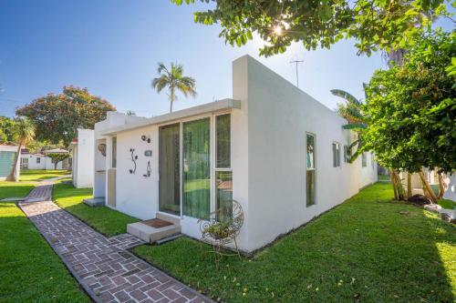 Family Chalet in Jiutepec with Pool & BBQ in Jiutepec, Mexico