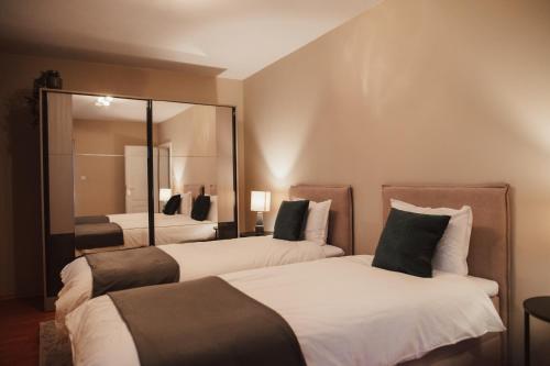 Apartment Rhea with Terrace & Parking, Plovdiv